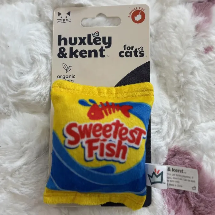 Huxley Kittybelles Sweetest Fish Toy